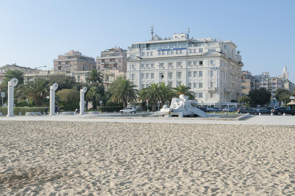 Hotel Esplanade Pescara Exteriör bild